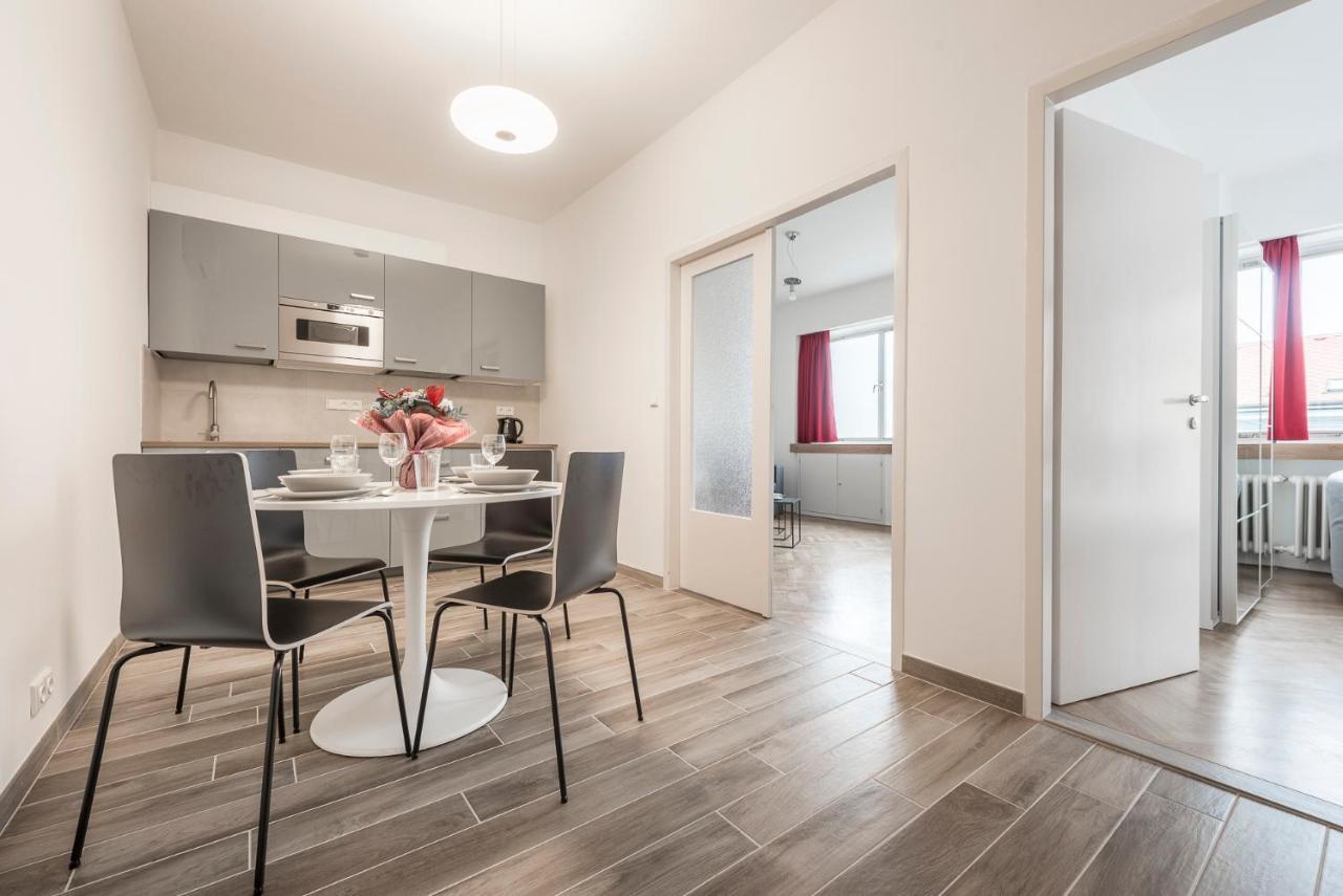 Merkur Apartments Prag Eksteriør billede