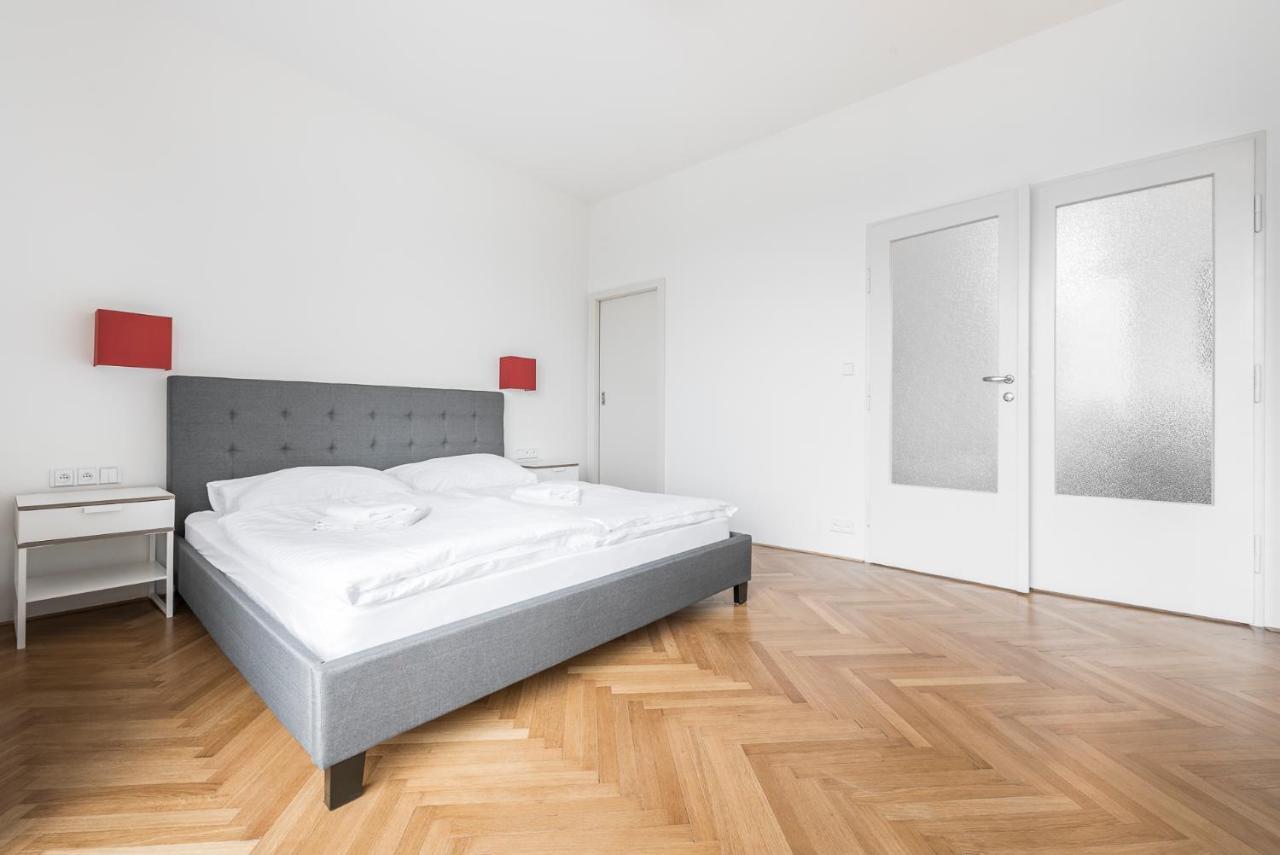 Merkur Apartments Prag Eksteriør billede